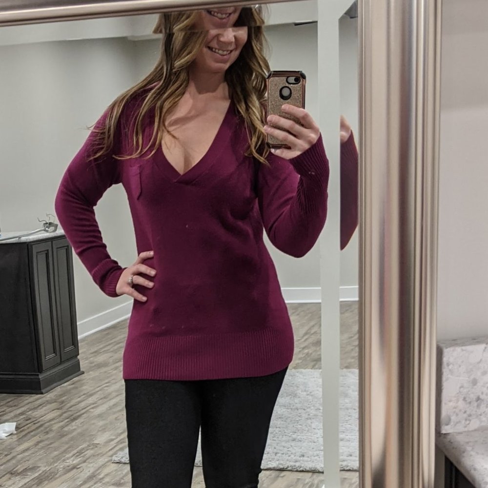Route 66 Magenta Purple Vneck Sweater